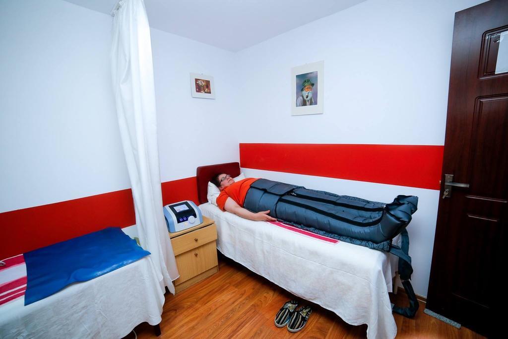 Pensiunea Jojo Băile Herculane Buitenkant foto